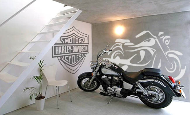   Harley Davidson -   161 .