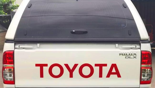   TOYOTA -   23 .